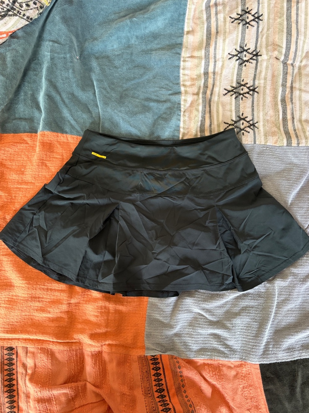 Lolë Black Athletic Skater Skirt with Yellow Accent - Women's Activewear